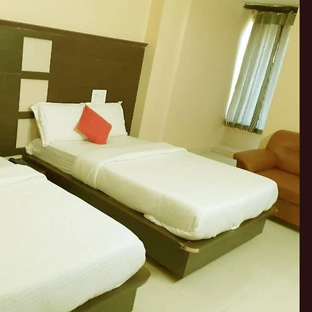 Vishnu Residency Mancherial Mancherāl 外观 照片